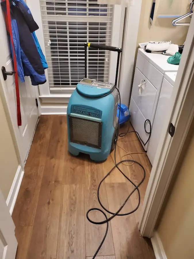 Commercial dehumidifier deployed for Crawl Space Restoration in Troutdale